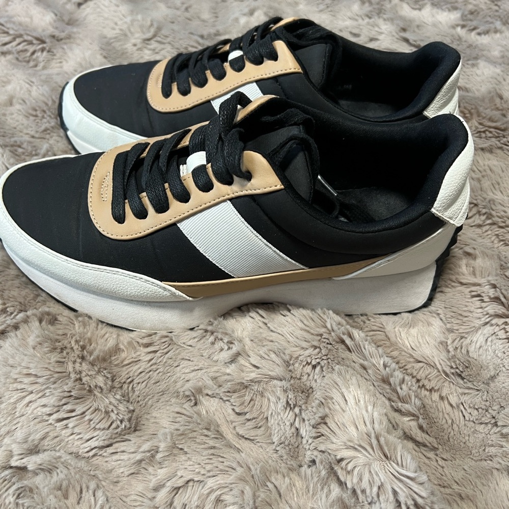 Dolce Vita Sneaker